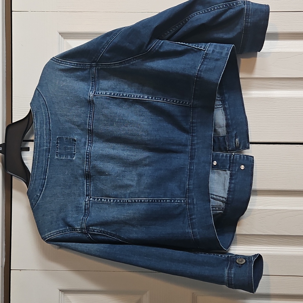 Torrid Blue Denim Jacket - Picture 4 of 4